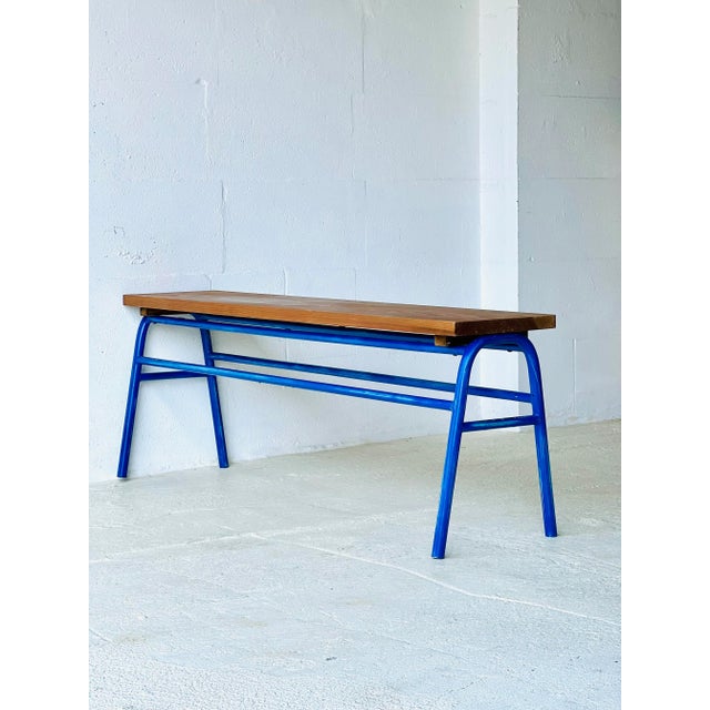 2 Benches available and each bench is fitted with a uniquely selected wooden plank, giving every piece its own character.