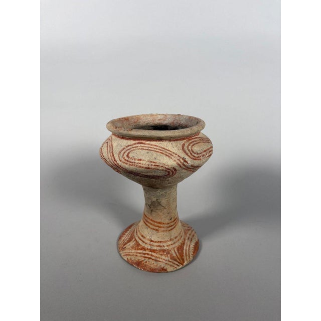 Asian Terracotta vases from Ban Chiang, Thailand, Archaeology, 1000 BC For Sale - Image 3 of 7