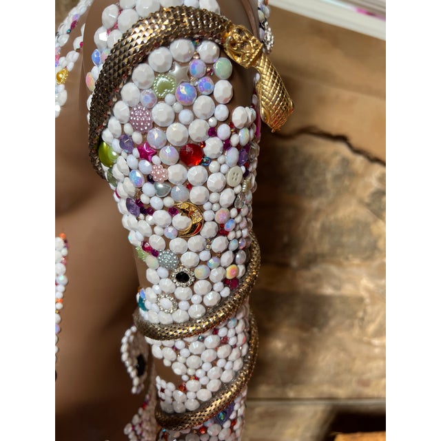 Original Life-Size Beaded Mosaic Sculpture – "Eternal Echoes: Unity in Diversity" by Diana Ries For Sale - Image 4 of 7