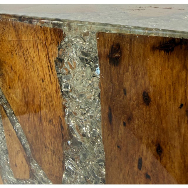 Vintage Side Drinks Table in Wood Embellished With Mixed Elements For Sale In Miami - Image 6 of 6