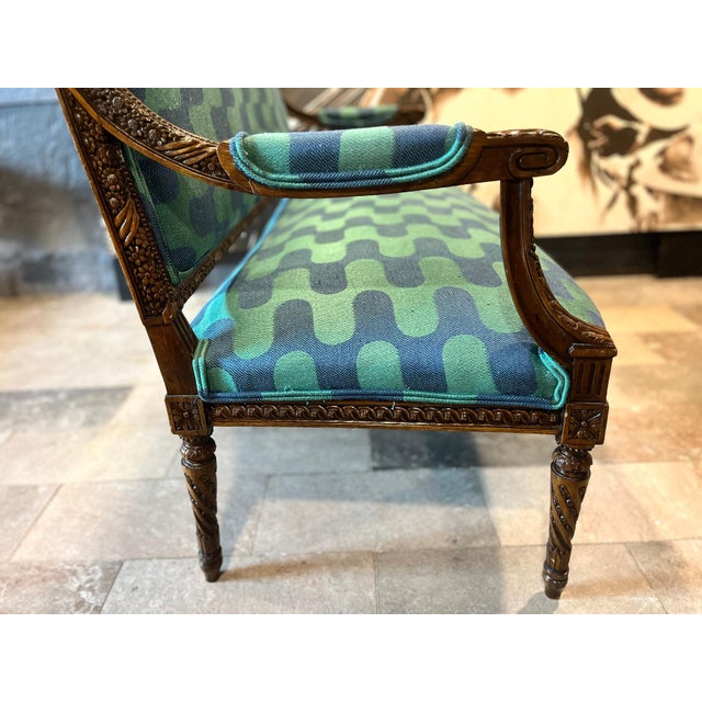 Navy Blue Late 19th Century Carved Antique French Settee in Modern Clarence House Linen For Sale - Image 8 of 14