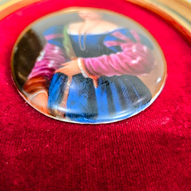 Textile Hand-Painted Porcelain Portrait After Titian's "La Bella" – Gilt Oval Frame For Sale - Image 7 of 9