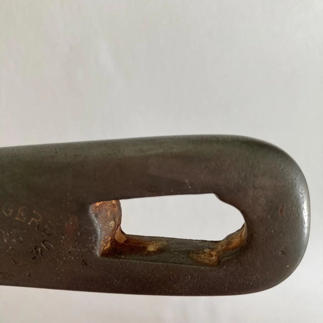 Circa 1890s, "A La Ménagère (1863-1899) B. Bonne Nouvelle 20" Antique French Copper Pot - "Arrow" Shape Handle For Sale In Greenville, SC - Image 6 of 15