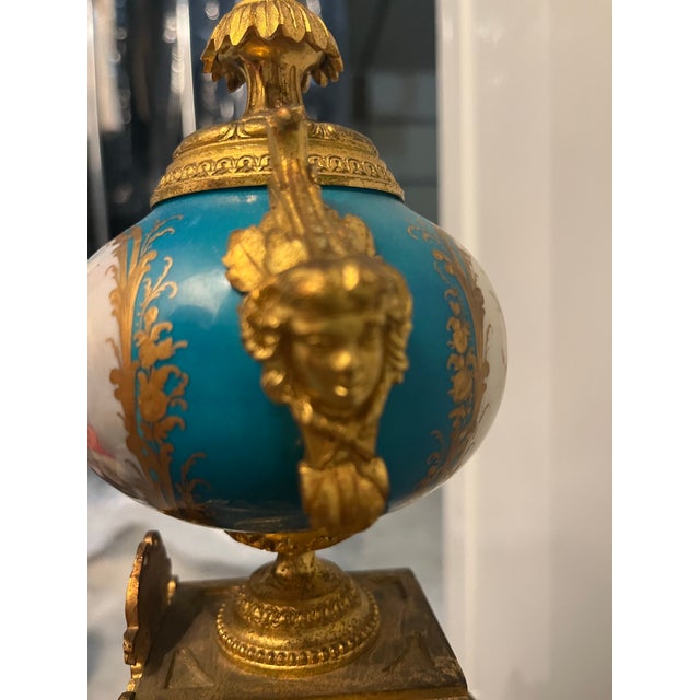 Beautiful Antique mantle clock. Acquired in 1977 from an antique dealer in Washington DC area. Beautiful turquoise blue...