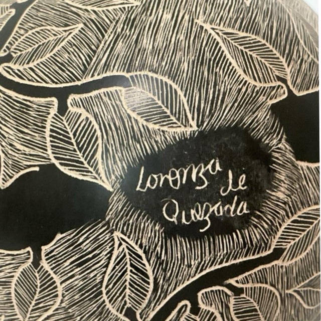Ceramic Mata Ortiz Sgraffito Olla / Pot / Vase - Signed by Lorenza De Quezada For Sale - Image 7 of 7