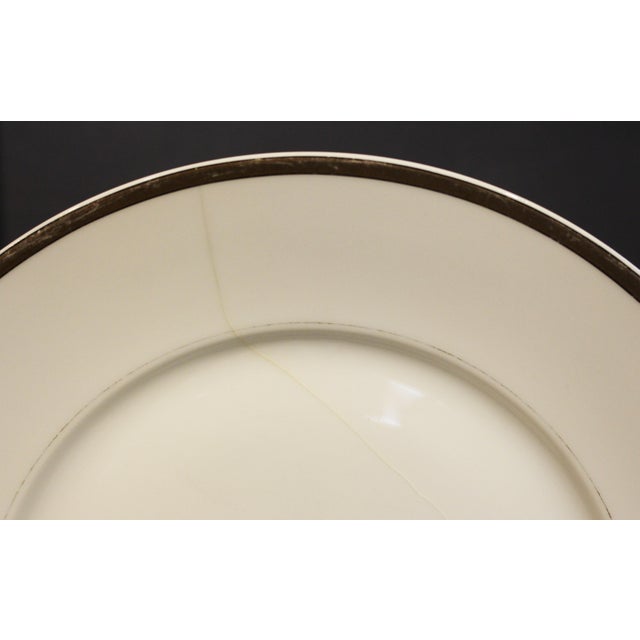 Early 20th Century C. 1915-30 Set of 10 Dinner Plates in Rosenthal's "Donatello" Design For Sale - Image 5 of 5