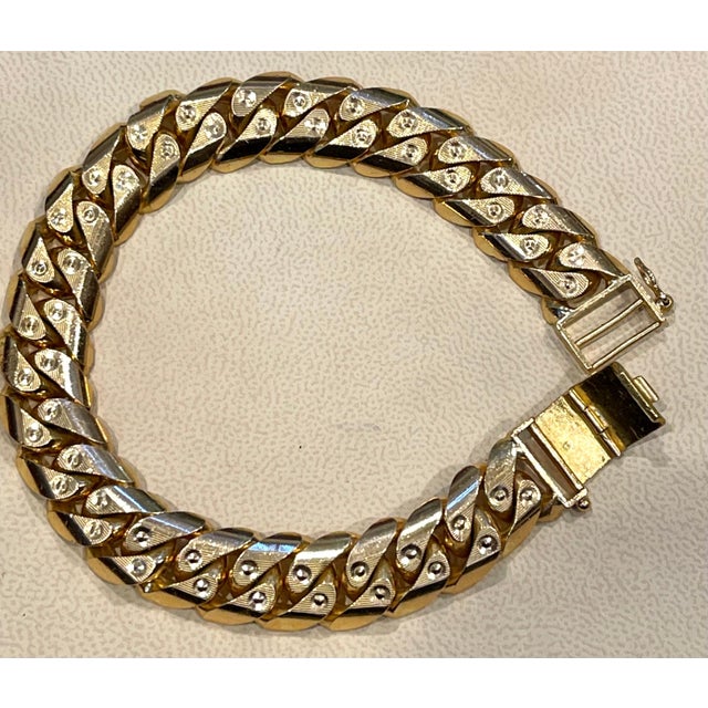 Vintage 22 Karat Yellow Gold 102.1 Gm Cuban link Bracelet Unisex For Sale - Image 10 of 18