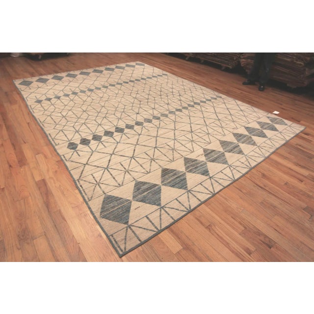 A Beautiful Geometric Contemporary Design Central Asian Area Rug, Country of Origin: Central Asia, Circa date: Modern Rugs