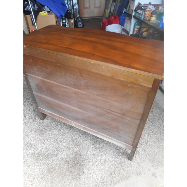 Late 20th Century Baker Furniture French Provincial Louis XV Style Bachelor Chest of Drawers For Sale - Image 5 of 6