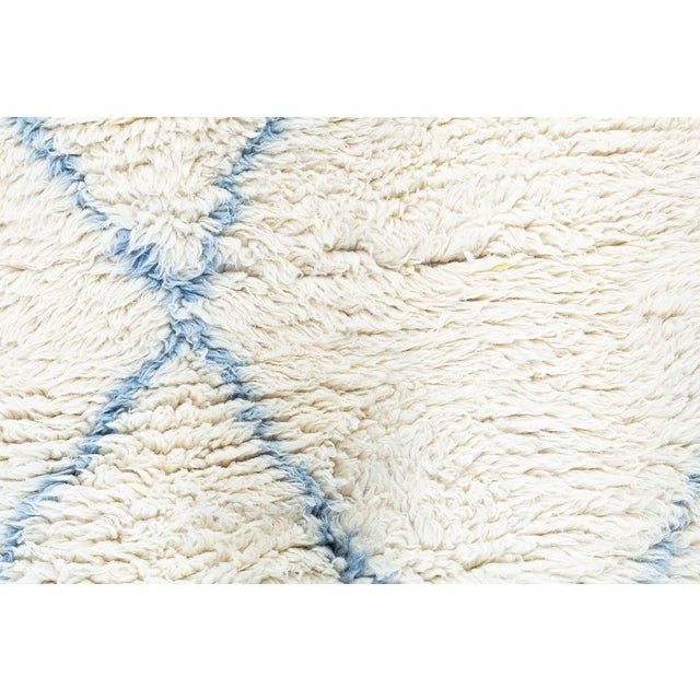 Geometric Modern Diamond Soft Beige Rug "Sky Diamond" by Doris Leslie Blau For Sale In New York - Image 6 of 9