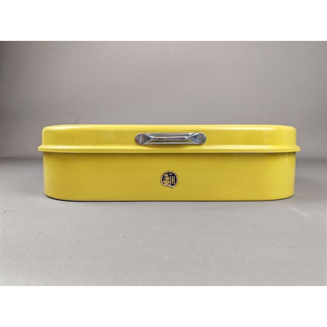Modern Lunch Box in Tin by Nils Johan, Sweden, 1950s For Sale - Image 12 of 14