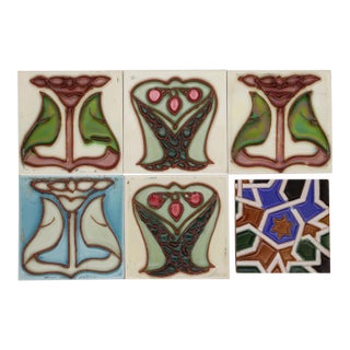 1920s Set of Small Five Tiles Art Nouveau H & R Johnson England & Other For Sale