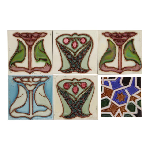 1920s Set of Small Five Tiles Art Nouveau H & R Johnson England & Other For Sale