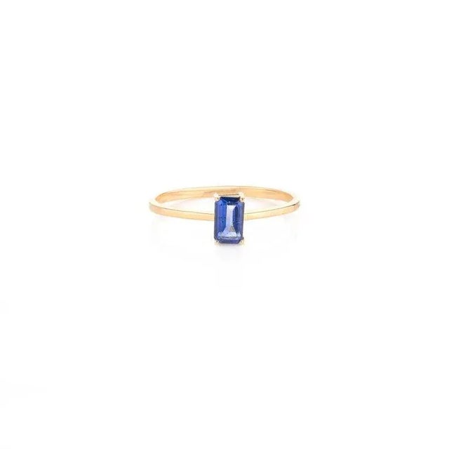 Baguette Cut Blue Sapphire Ring Size 7 For Sale - Image 9 of 10
