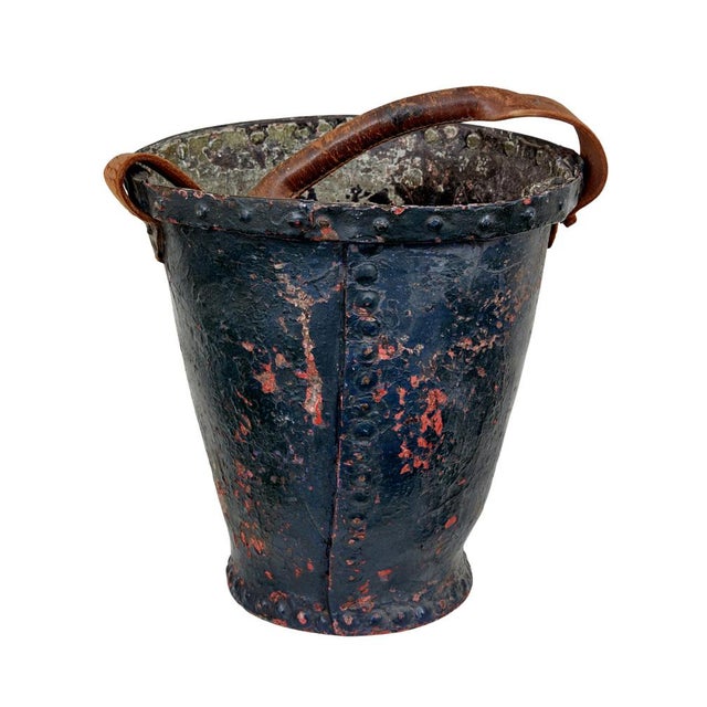 Late 18th Century George III Leather and Hand-Painted Fire Bucket, 1780s For Sale - Image 3 of 8