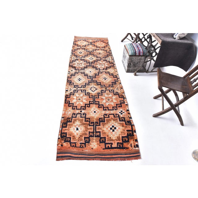 Vintage Runner Rug in Wool, in Flawless conditions. Designed 1970 to 1979