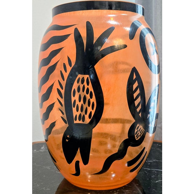 Kosta Boda Caramba “Adam & Eve” Snake Motif Orange Art Glass Vase by Ulrica Hydman‑Vallien, Large For Sale In Dallas - Image 6 of 13