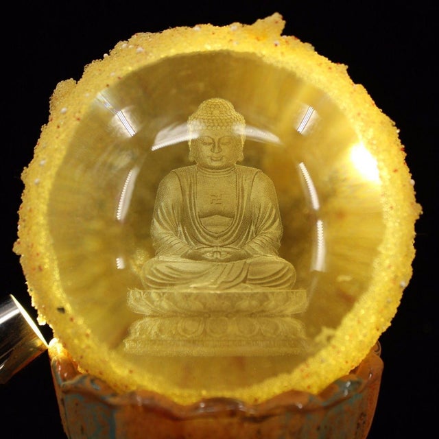 Asian Late 19th Century Buddhist Relic Sphere With Buddha, 1562g, Yellow Crystal Ball For Sale - Image 3 of 9