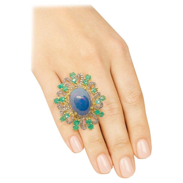 Bochic "Orient" Diamond, Sapphire & Emerald Ring Set In 18K Gold & Silver For Sale - Image 17 of 18