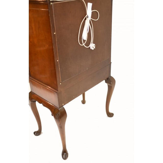 Art Deco Epstein Drinks Cabinet in Burr Walnut, 1930 For Sale - Image 15 of 16