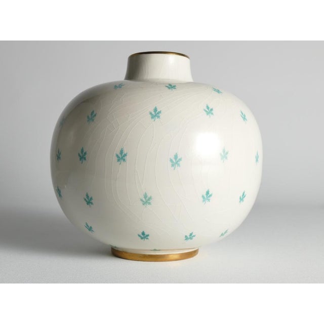 Swedish Grace Menuett Vase with Green Leaf Motif by Arthur Percy for Gefle, 1950s For Sale - Image 4 of 17