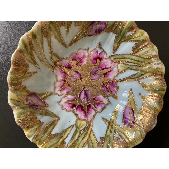 Mid 20th Century Chinese Art Nouveau Gold Porcelain Iris Design Catchall Bowl For Sale - Image 16 of 18