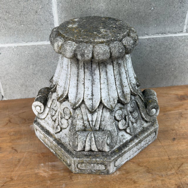 An exceptionally striking piece, ideal for infusing a noble, classical atmosphere into gardens, courtyards, or prestigious...