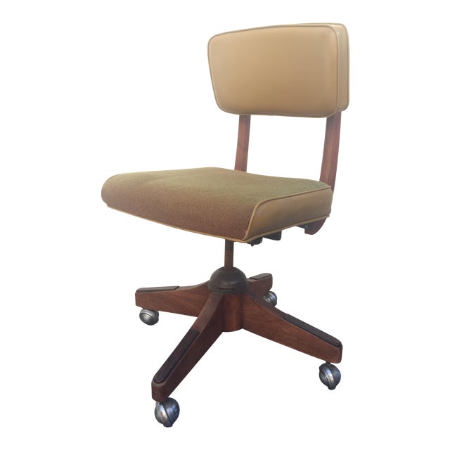 Old rolling chair clearance