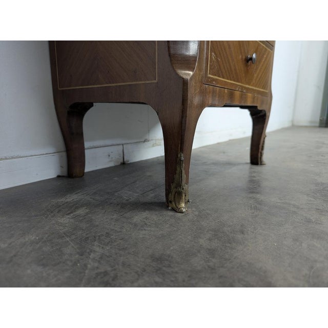 Wood Small Transitional Wooden Chest of Drawers For Sale - Image 7 of 8