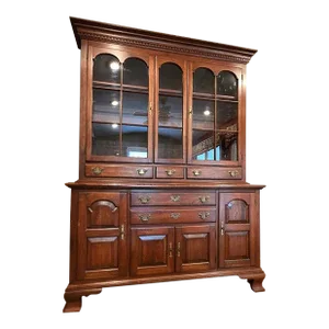 Late 20th Century Dark Stained Pennsylvania House China Cabinet