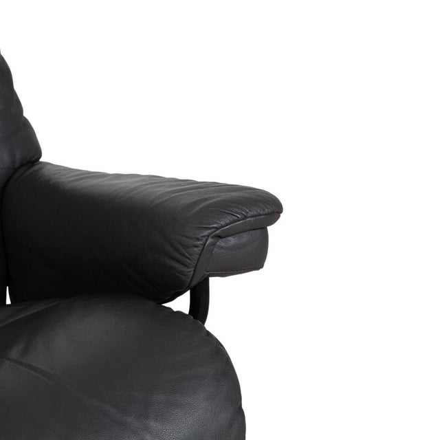 Dark Grey Leather Sunrise Recliner with Manual Function from Stressless For Sale - Image 5 of 18