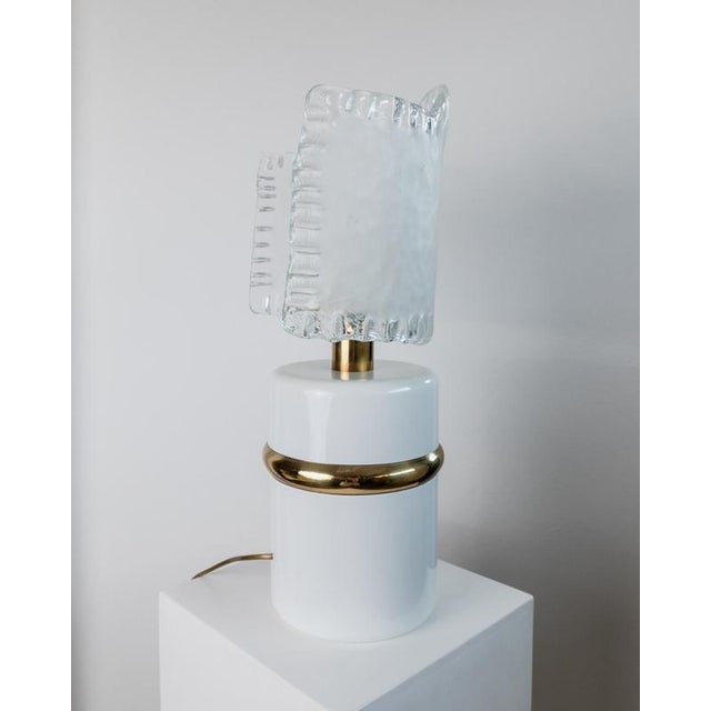 Gold Vintage Murano Glass Table Lamp in White, Gold Metal Base, Frosted Glass Shade, Italy, 1980s For Sale - Image 8 of 11