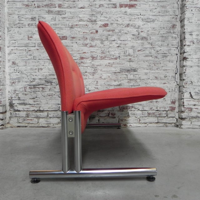 Vintage Sofa in the style of the Concorde from Artifort, 1970s For Sale - Image 17 of 18