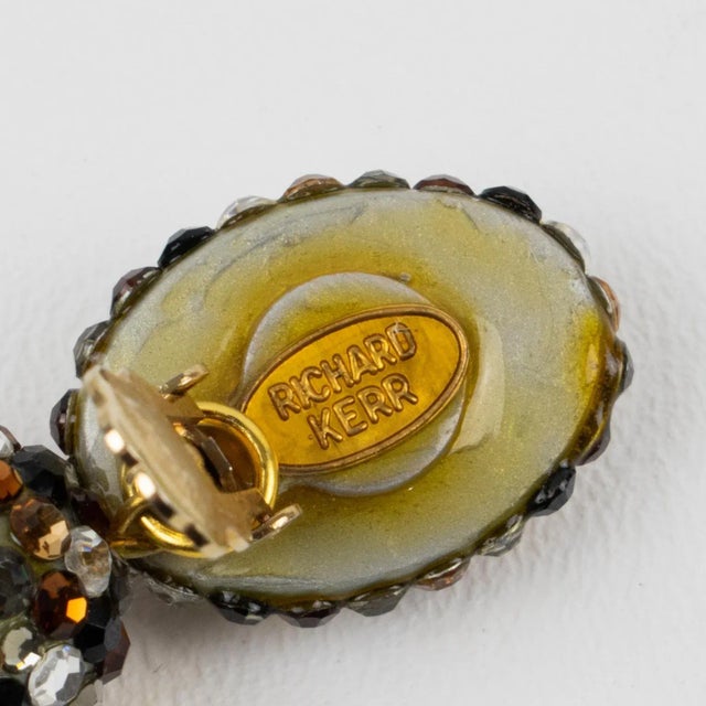 1980s Richard Kerr Topaz, Silver and Gray Crystal Dangle Pair of Clip Earrings For Sale - Image 5 of 6