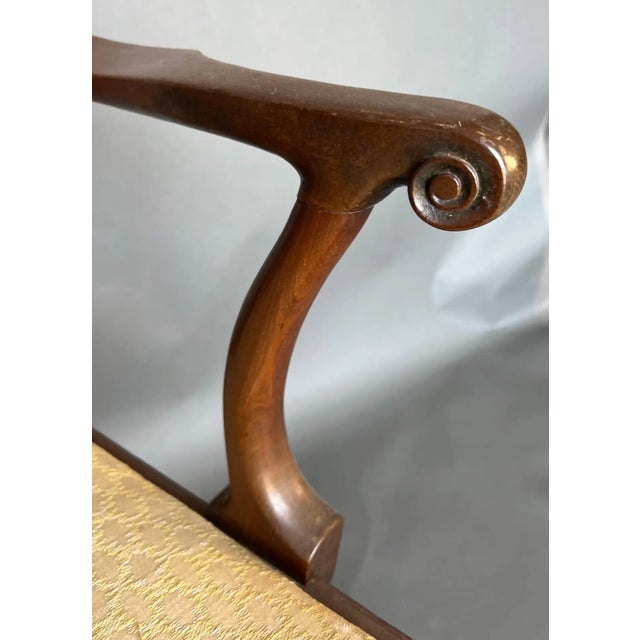 18th Century Fine 18th Century Georgian Mahogany Armchair For Sale - Image 5 of 14