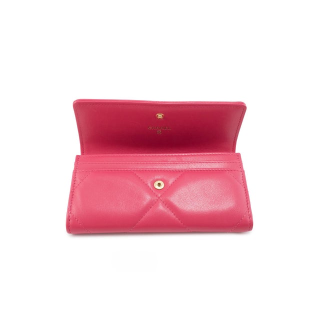 Early 21st Century Chanel CC Logo Quilted Lambskin Leather Pink Gold-Tone Hardware Flap Long Wallet For Sale - Image 5 of 10