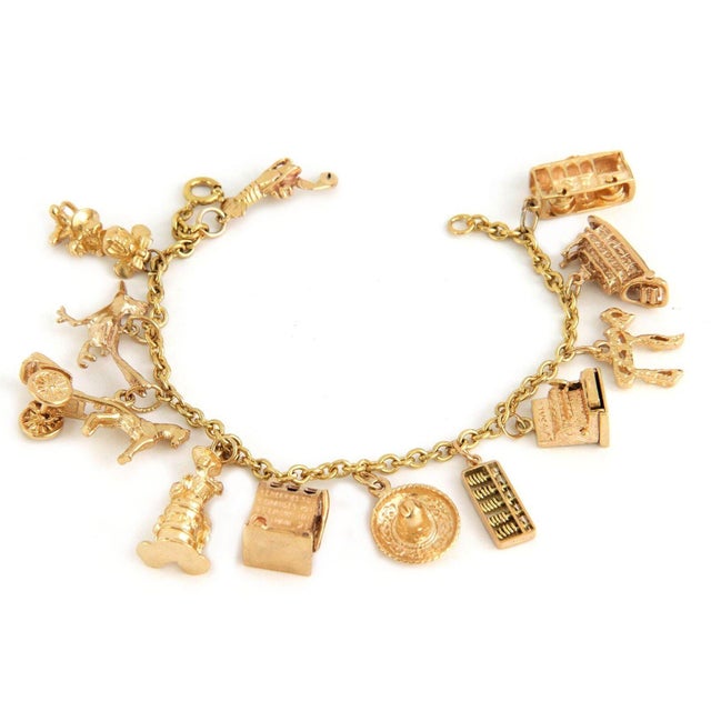 Vintage 18k & 14k Yellow Gold 12 Travel Theme Charms Chain Bracelet For Sale - Image 4 of 10