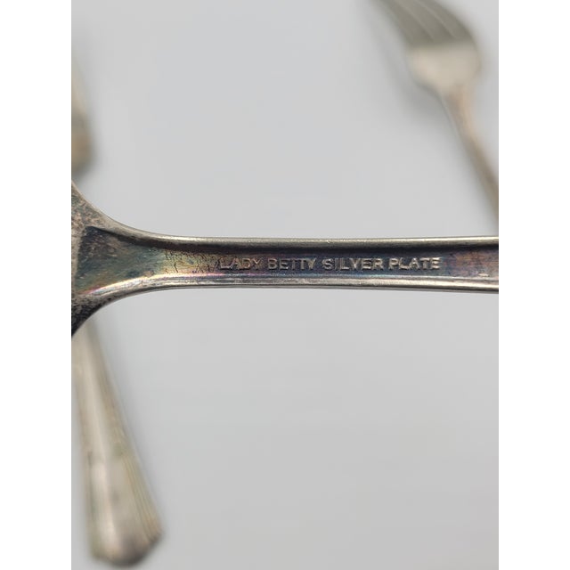 Early 20th Century Early 20th Century International Silver Co "Lady Betty" Silverplate Forks - Set of 5 For Sale - Image 5 of 9