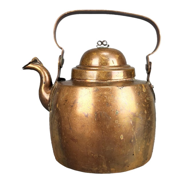 19th Century Early American Farmhouse Copper Kettle For Sale
