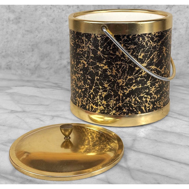 1960s Mid-Century Hollywood Regency Italian Gold & Black Ice Bucket For Sale - Image 5 of 10