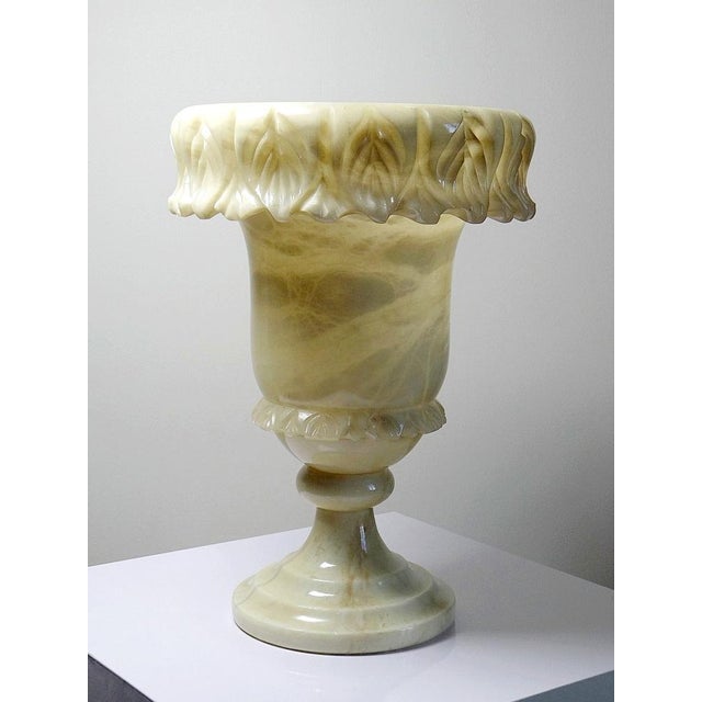 Rococo Large Planter in White-Yellow Alabaster, 1930s For Sale - Image 3 of 16