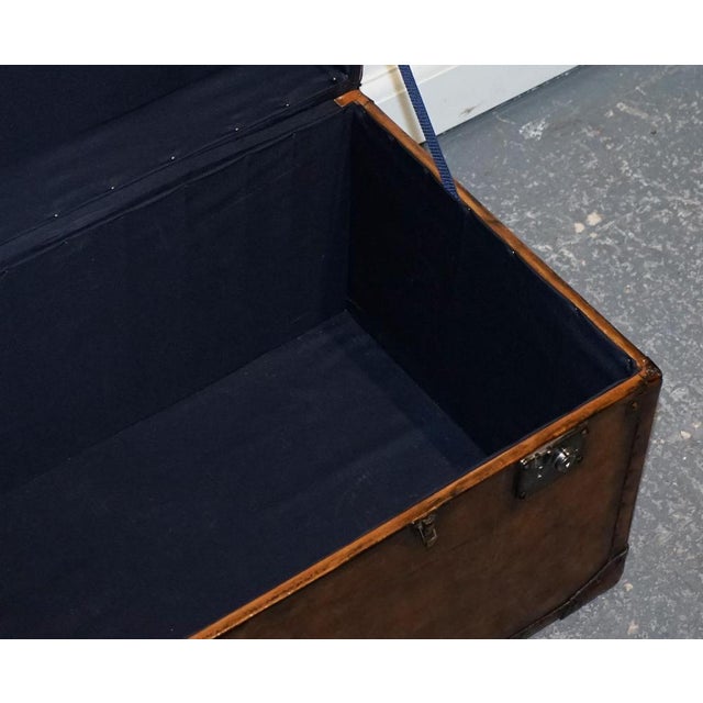 Vintage Hand-Dyed Brown Leather Lockable Storage Trunk For Sale - Image 11 of 16