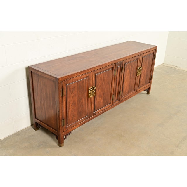 Century Furniture Century Furniture Hollywood Regency Chinoiserie Carved Walnut Sideboard Credenza, Circa 1970s For Sale - Image 4 of 17