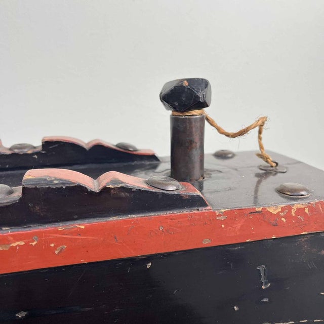 Sashidaru Sake Finger Barrel, Japan, 1868 For Sale - Image 9 of 16