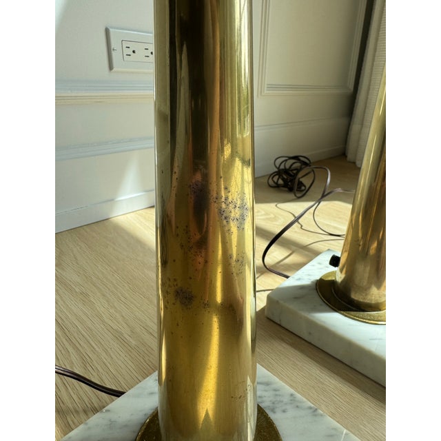 Vintage Stiffel Attributed Brass Column Lamps With Greek Key Glass Shades, in the Style of Tommi Parzinger - a Pair For Sale In Chicago - Image 6 of 7