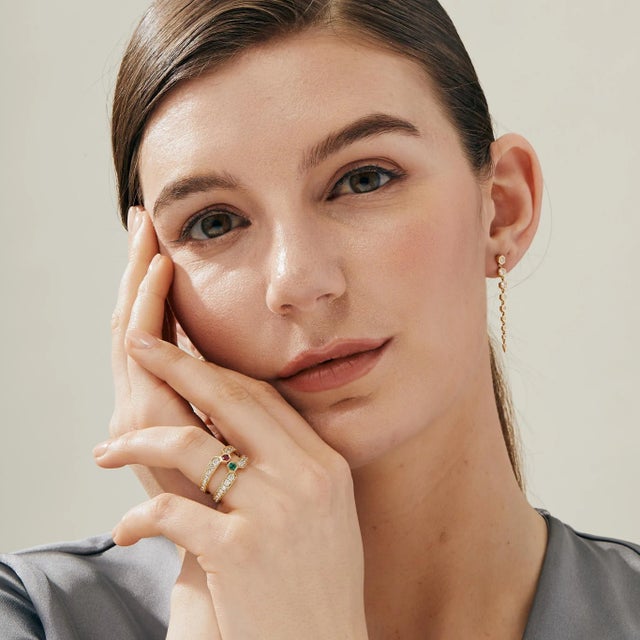 Contemporary Syna Yellow Gold Geometrix Ring with Ruby and Diamonds For Sale - Image 3 of 5