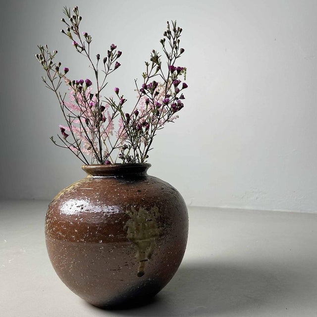 Mid-Century Modern Mid-Century Shigaraki Ikebana Flower Vase, 1960s For Sale - Image 3 of 17