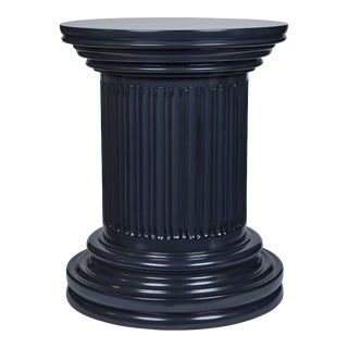 Neoclassic Style Fluted Pedestal Dining Table Base For Sale