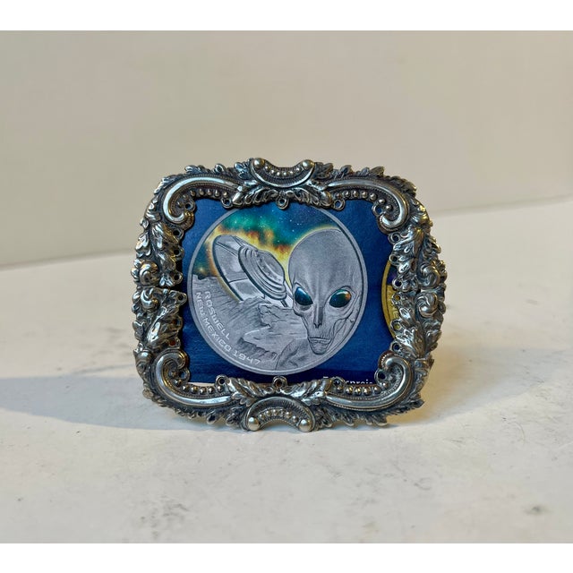 80x60 mm 'miniature' frame in hallmarked and tested 830/1000 sterling silver. European made circa 1850-80s. It still...