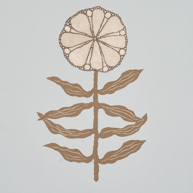 Contemporary SAMPLE - Schumacher x Marian McEvoy Pretty Petals Wallpaper In Sky For Sale - Image 3 of 4